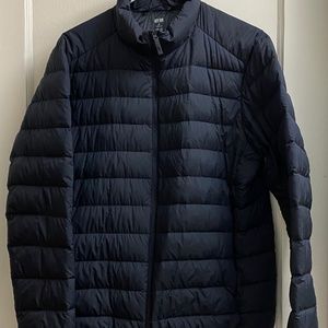 Men's navy Uniqlo packable down jacket